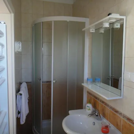 Vidas At Sea With Pier Apartment