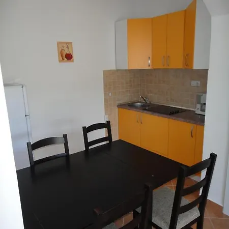 Apartment Vidas At Sea With Pier