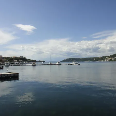 Vidas At Sea With Pier Apartment Supetarska Draga