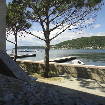 Vidas At Sea With Pier Apartment Supetarska Draga
